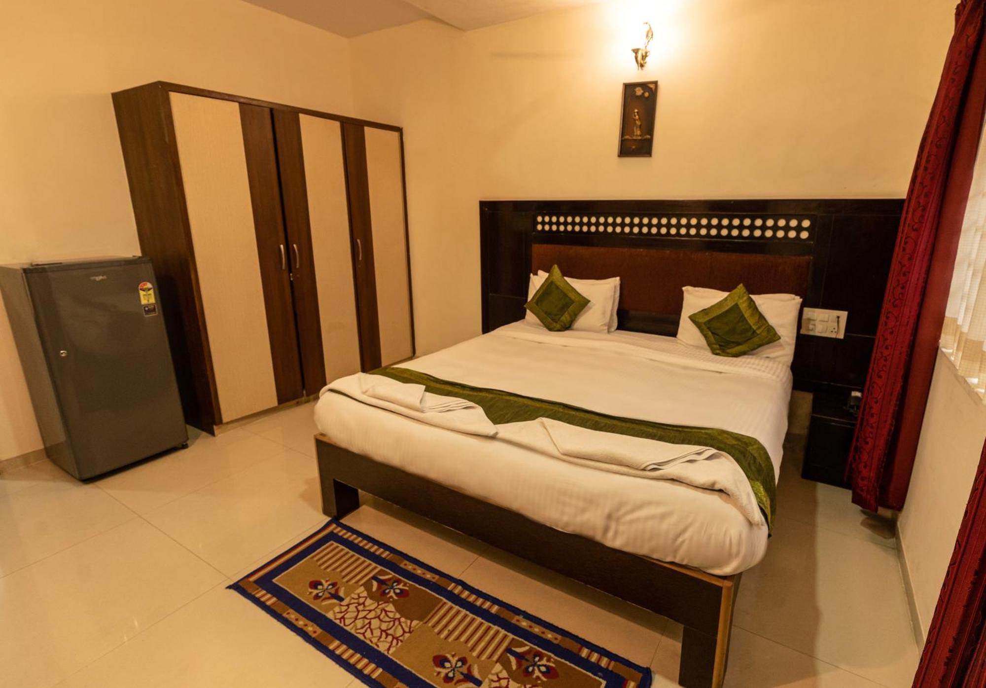 Seasons Suites Koramangala Μπανγκαλόρ Δωμάτιο φωτογραφία