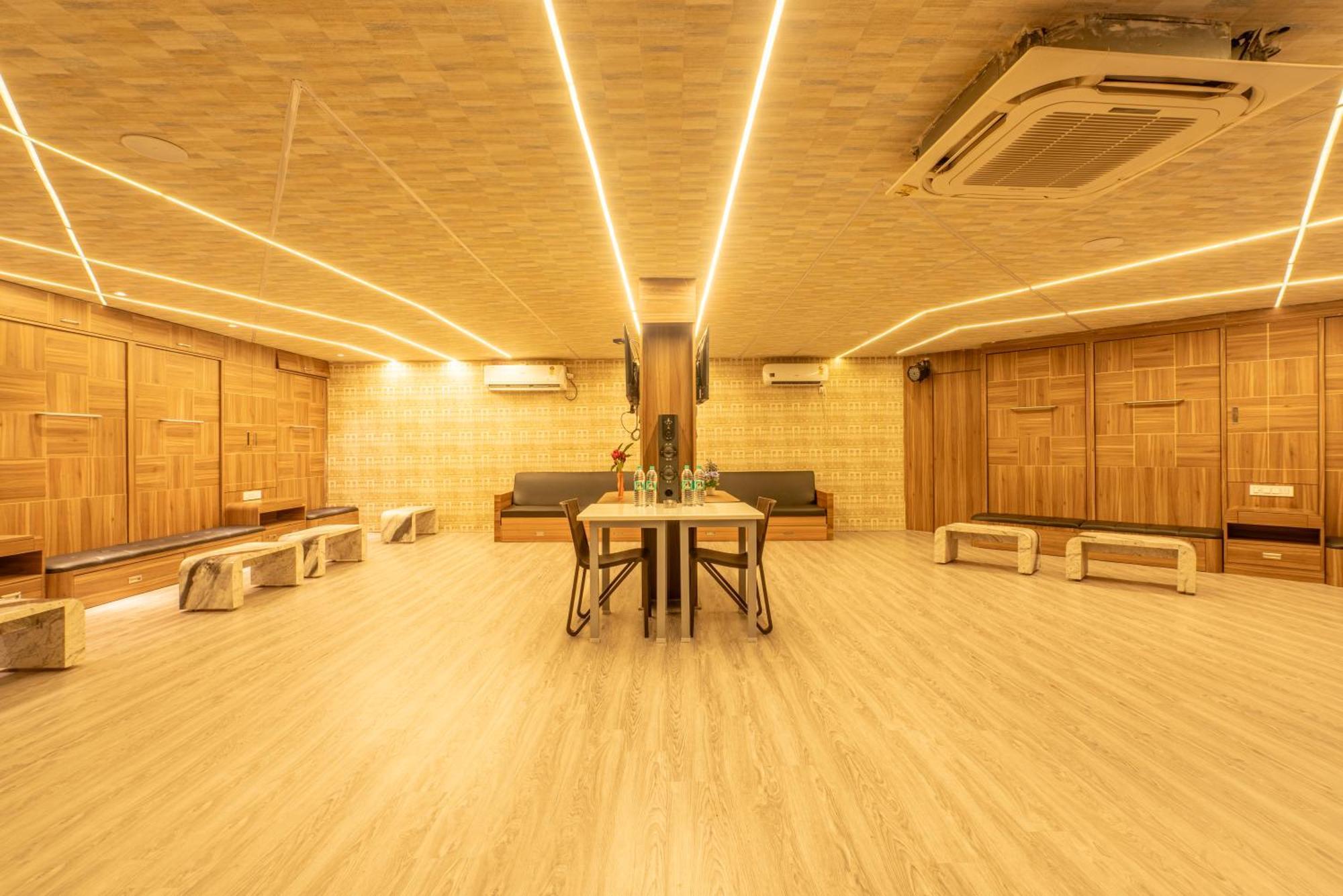 Seasons Suites Koramangala Μπανγκαλόρ Δωμάτιο φωτογραφία